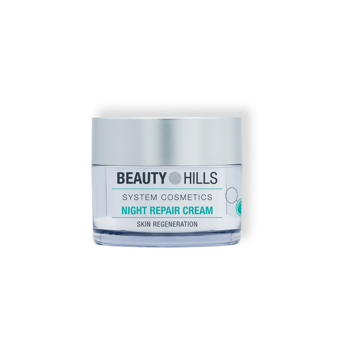 Un barattolo di crema riparatrice notturna Beauty Hills su sfondo bianco.
