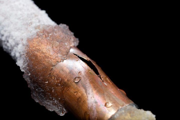 Fix Broken and Water-damaged Pipes