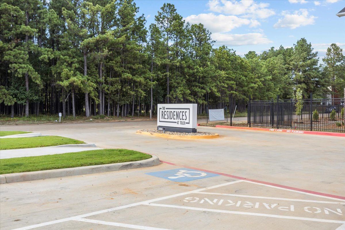 Toler Rd Gallery | The Residences at Toler
