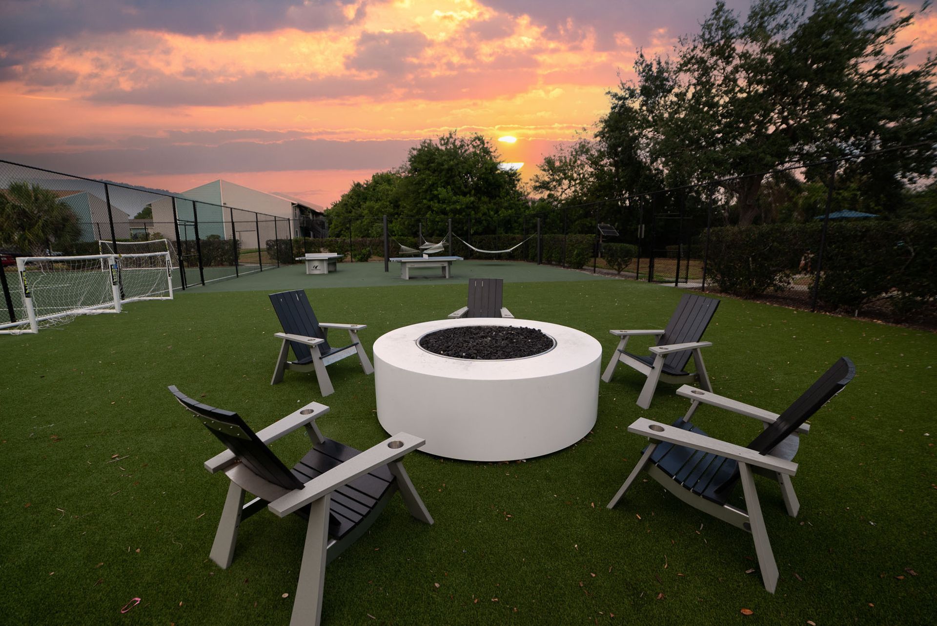 St. Petersburg, FL Luxury Apartments Trellis at The Lakes