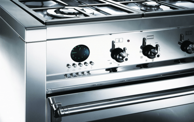 Stainless Gas Stove With Oven — Elite Appliance Services in Boat Harbour, NSW