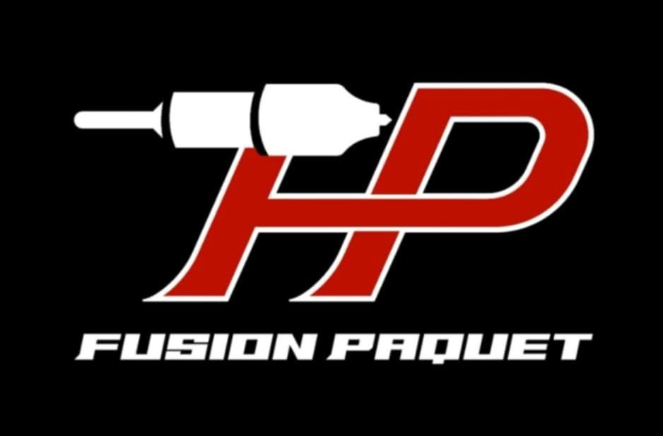 Un logo rouge et blanc pour une compagnie de soudure fusion paquet