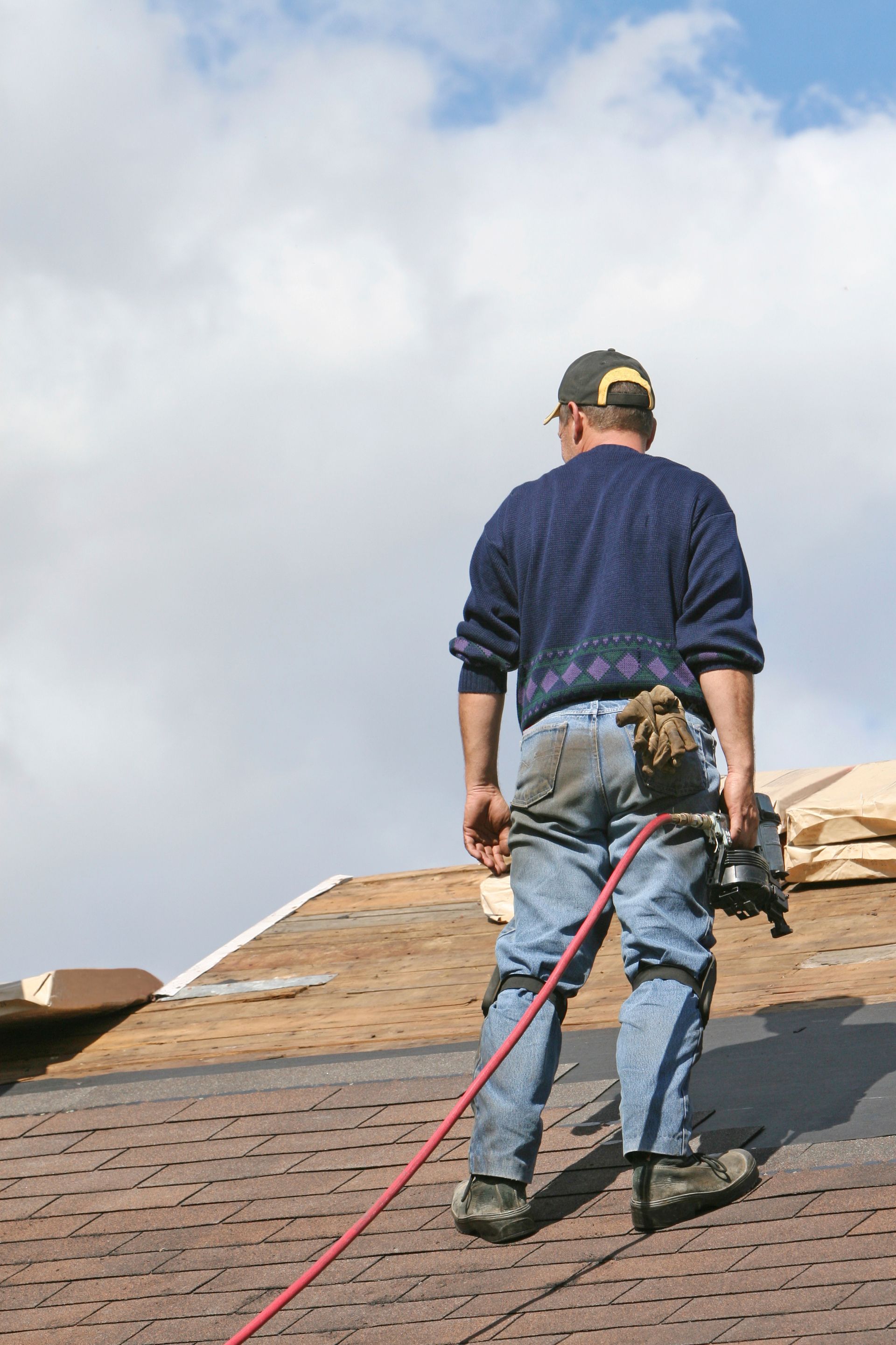 Man on a Roof – Kannapolis, NC – Seaford Roofing Inc.