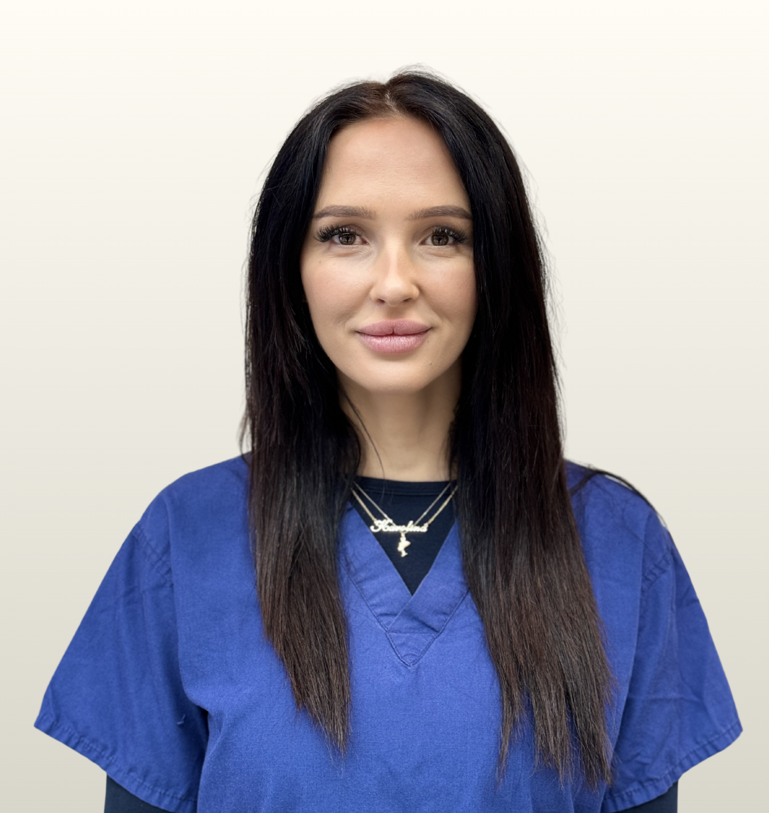 Karolina Solowiow:
Healthcare Assistant