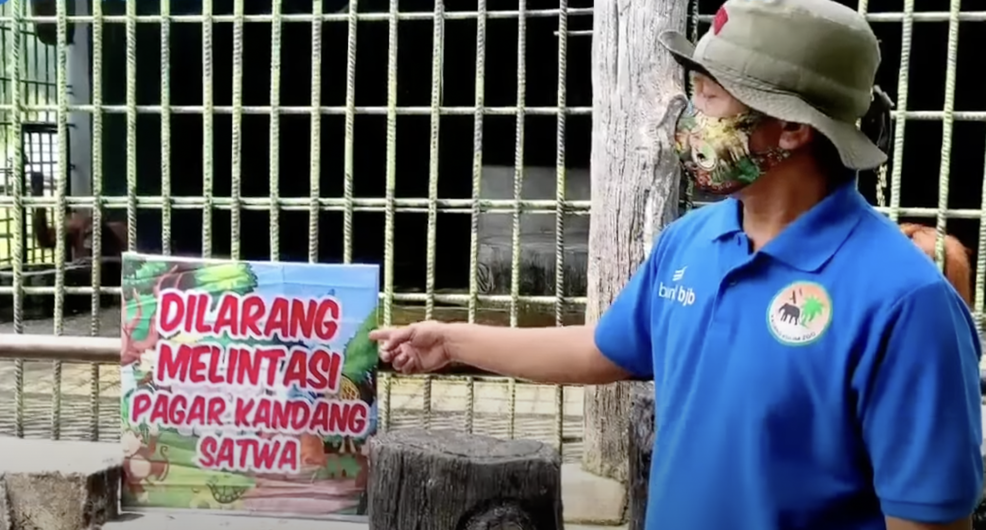Gambar 2, Pagar pembatas pendek dan peringatan dilarang melintasi pagar