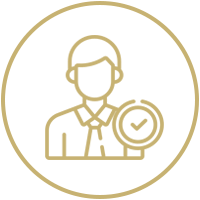 Icono de línea dorada de una persona con una insignia de marca de verificación dentro de un círculo.