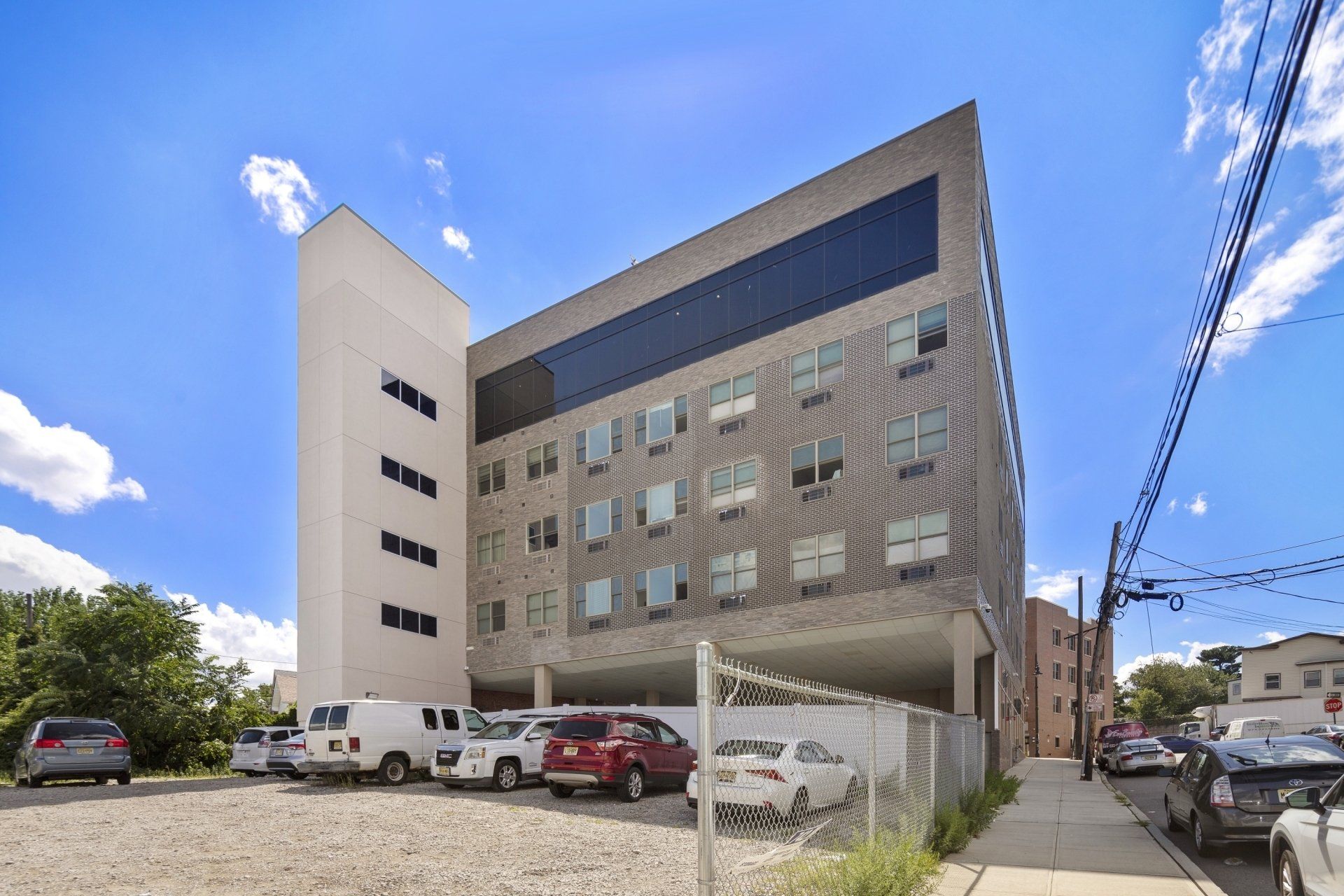 1089 Main Street