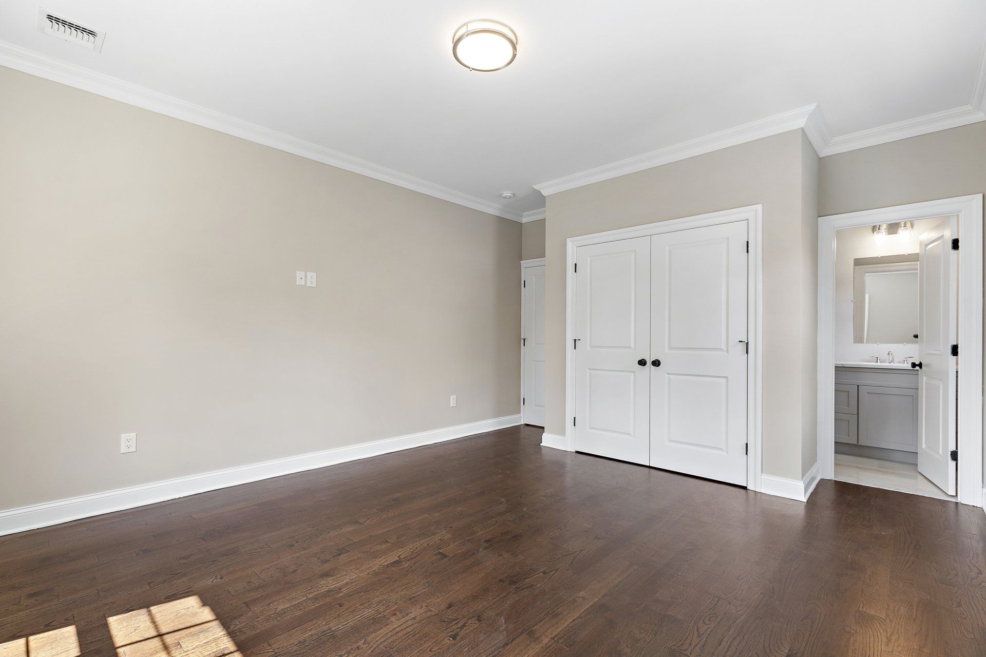upstairs room with bathroom