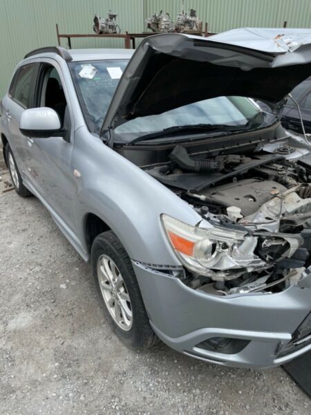 STOCK NO 8638: 2/2012 MITSUBISHI ASX XA 2LTR 4CYL AUTO CVT WAGON FWD SILVER