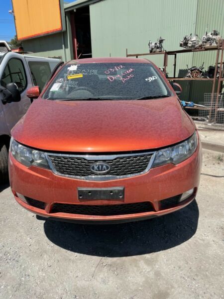 STOCK NO 8616: 10/2010 KIA CERATO TD 2LTR G4KD 4CYL PETROL HBACK AUTO FWD