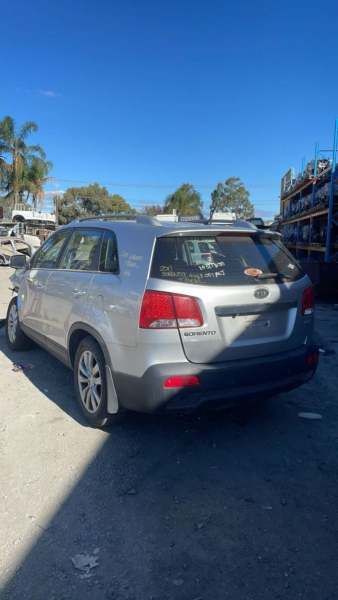 STOCK NO 9001: 5/2011 KIA SORENTO XM 2.2LTR TURBO DIESEL AUTO D4HB AWD GREY SUV