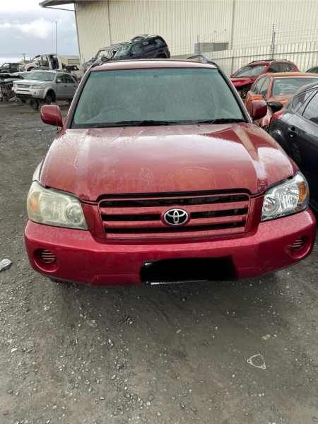 STOCK NO 8999: 10/2005 TOYOTA KLUGER MCU28R V6 AUTO PETROL 4WD RED