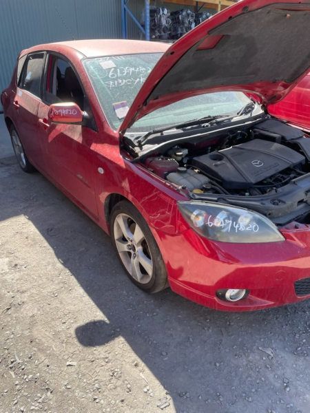 STOCK NO 9117: 4/2004 MAZDA 3 SP23 BK 2.5LTR L3 4CYL MANUAL PETROL H/BACK