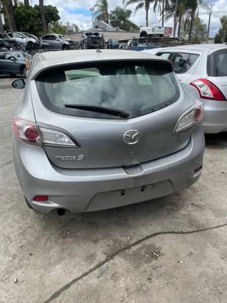 STOCK NO 9112: 9/2012 MAZDA 3 BL MANUAL 2LTR 4CYL LFDE PETROL FWD H/BACK