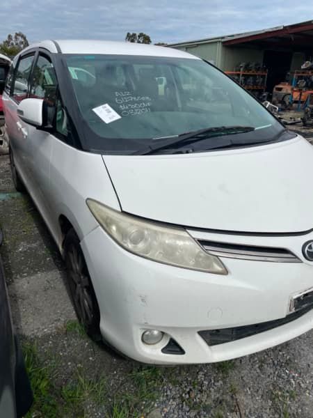 STOCK NO 8901: 3/2011 TOYOTA TARAGO ACR50R 2.4LTR 2AZ-FE 4CYL 4 SPD AUTO