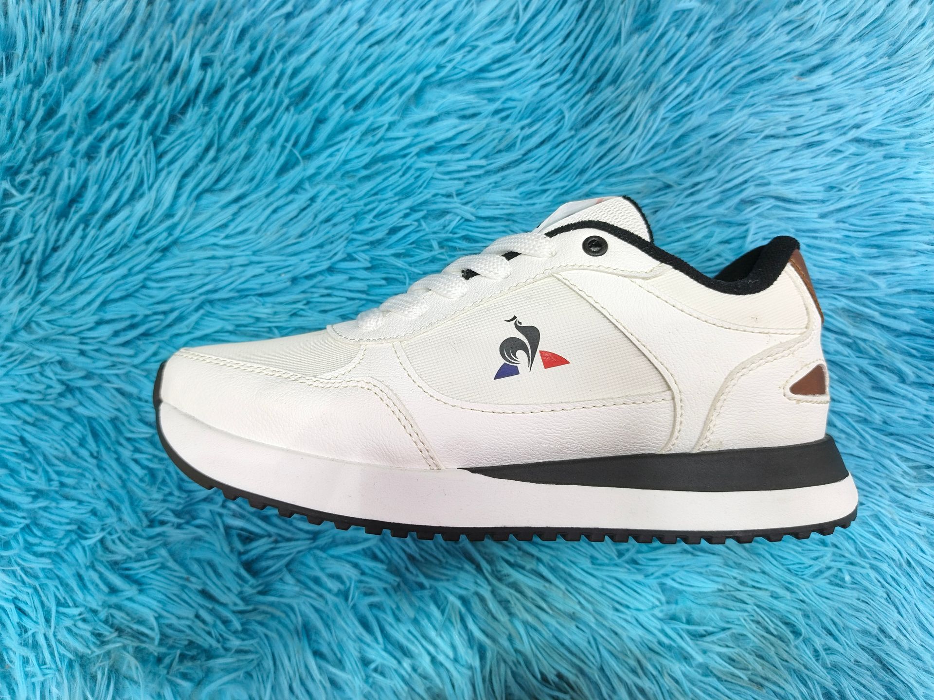 LE COQ SPORTIF