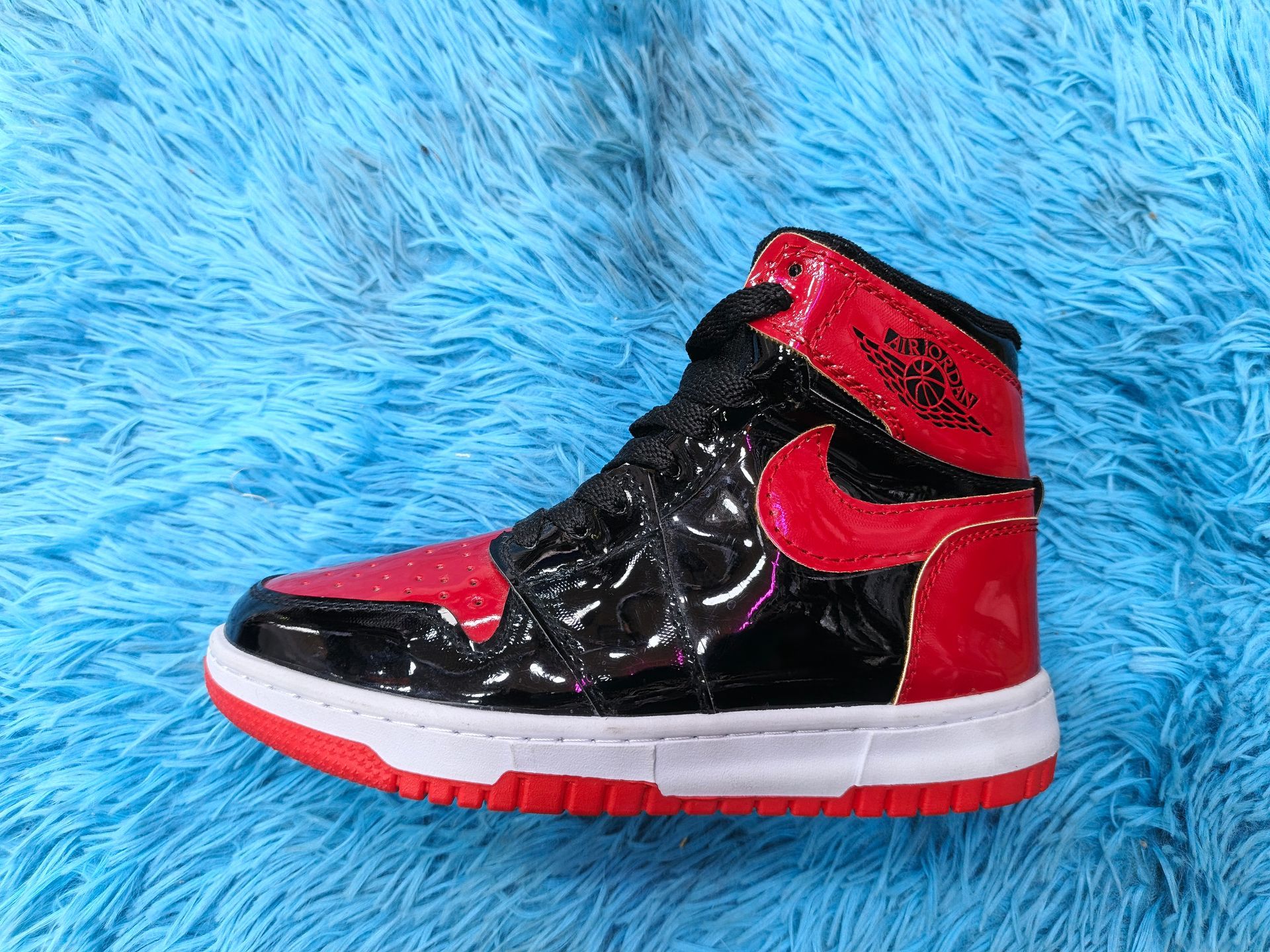 JORDAN RETRO 1