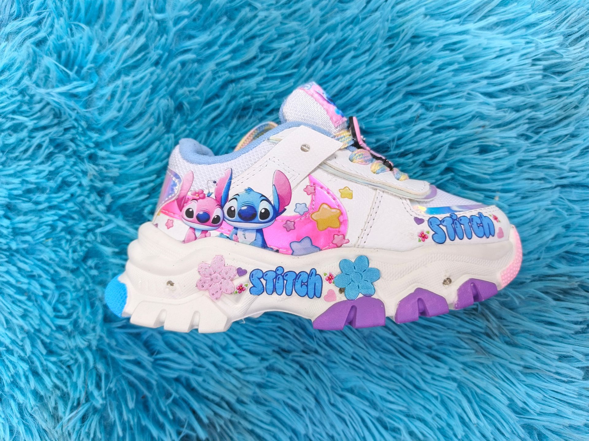 CALZADO DE STITCH