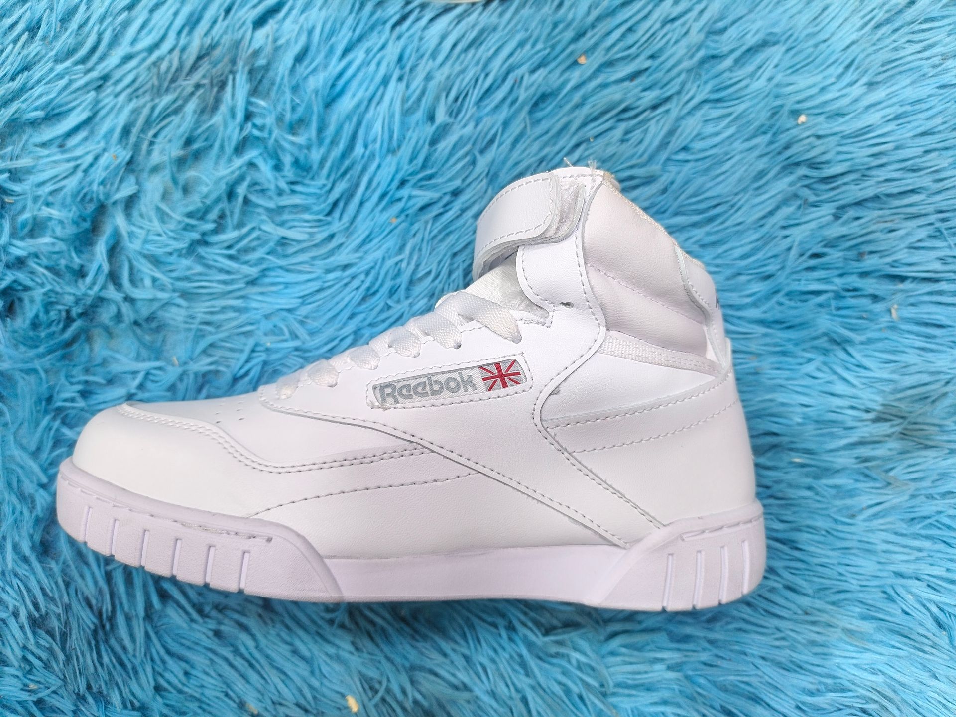reebok classic bota