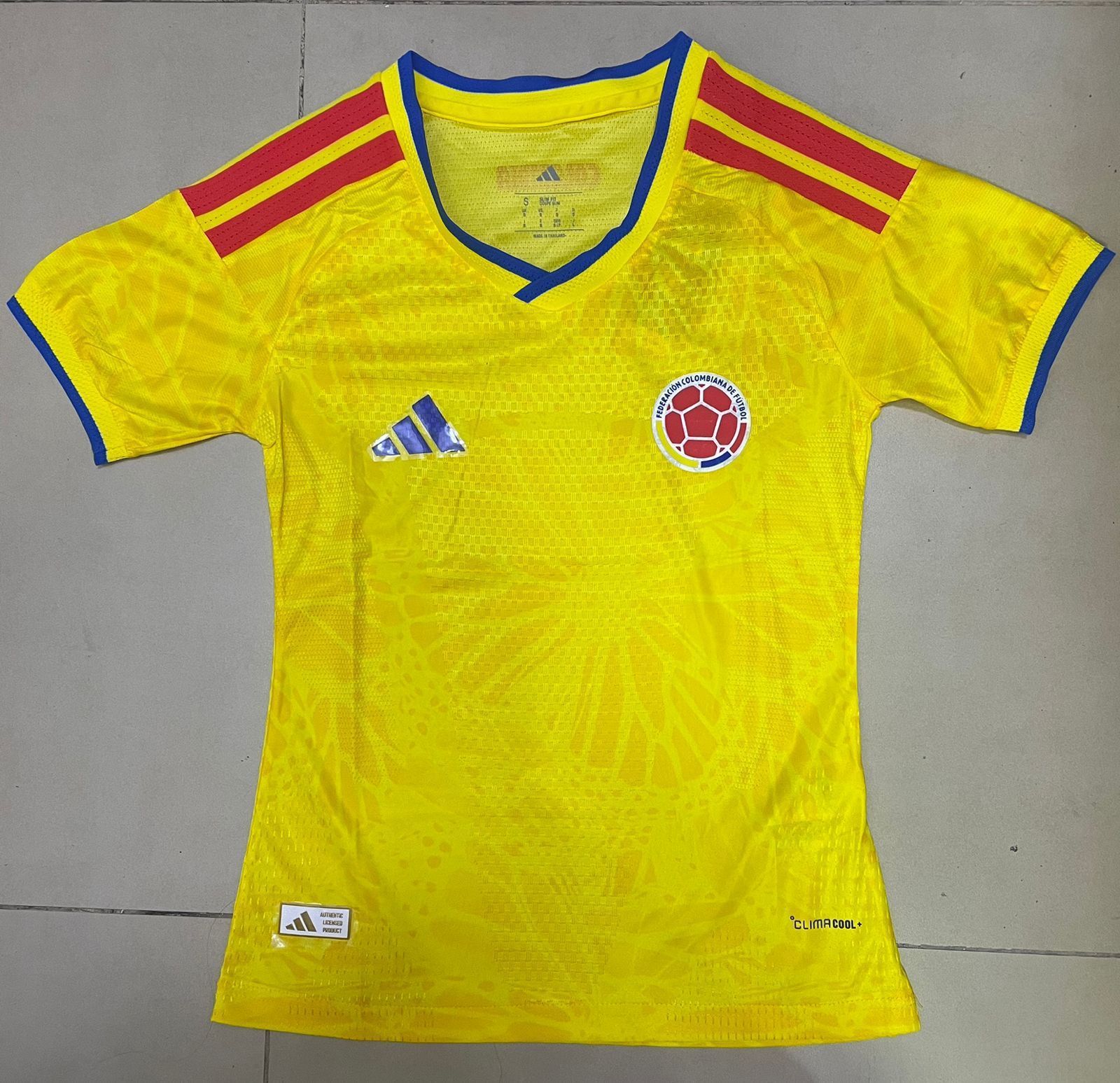 CAMISETA DE COLOMBIA AMARILLA 2026 calidad 1.1
