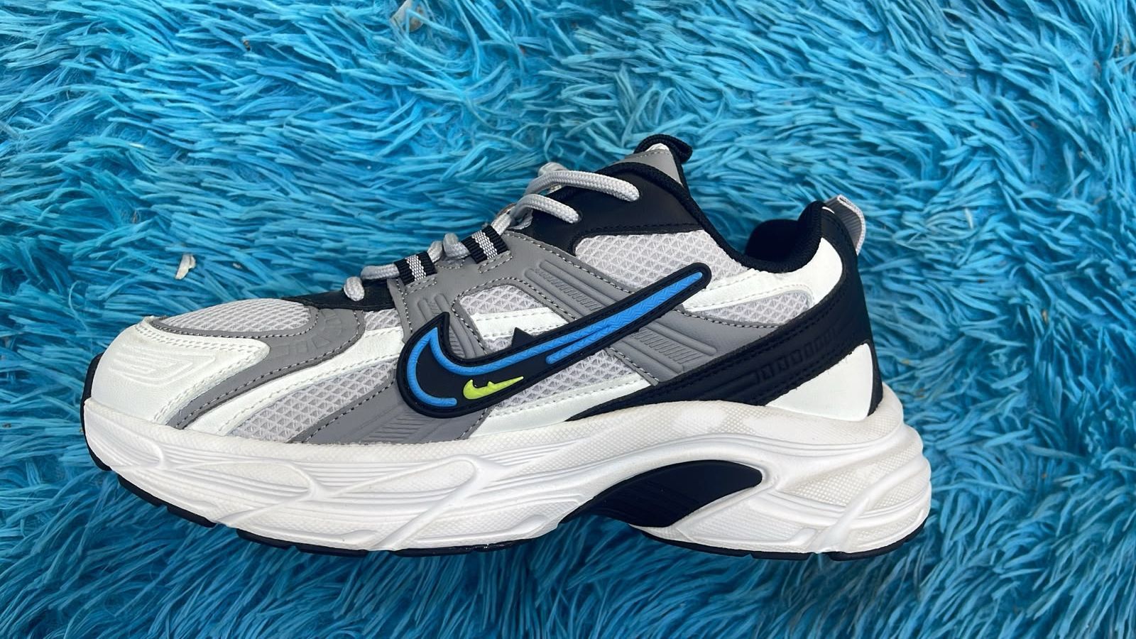 NIKE RUNNER MEN