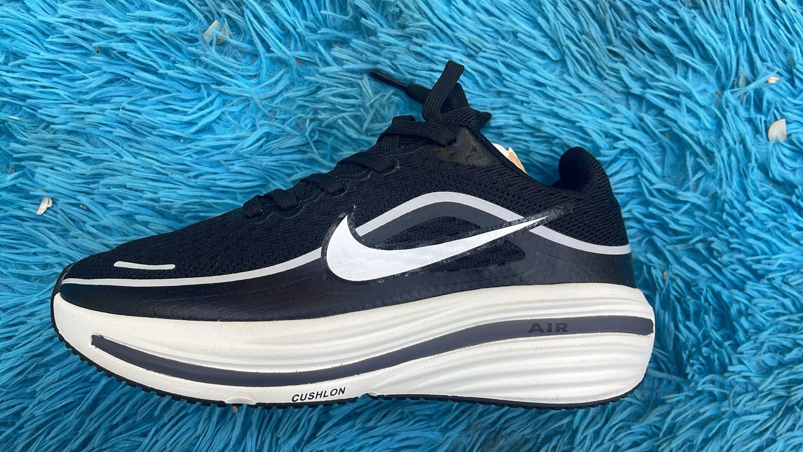 NIKE WINFLO 12
