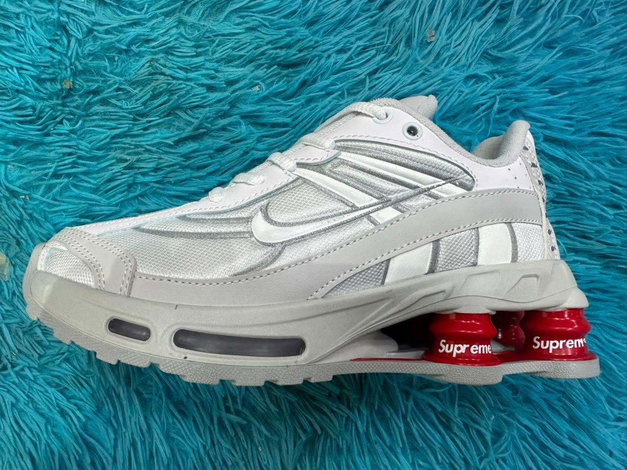 NIKE SHOX RIDE 2 SP SUPREME