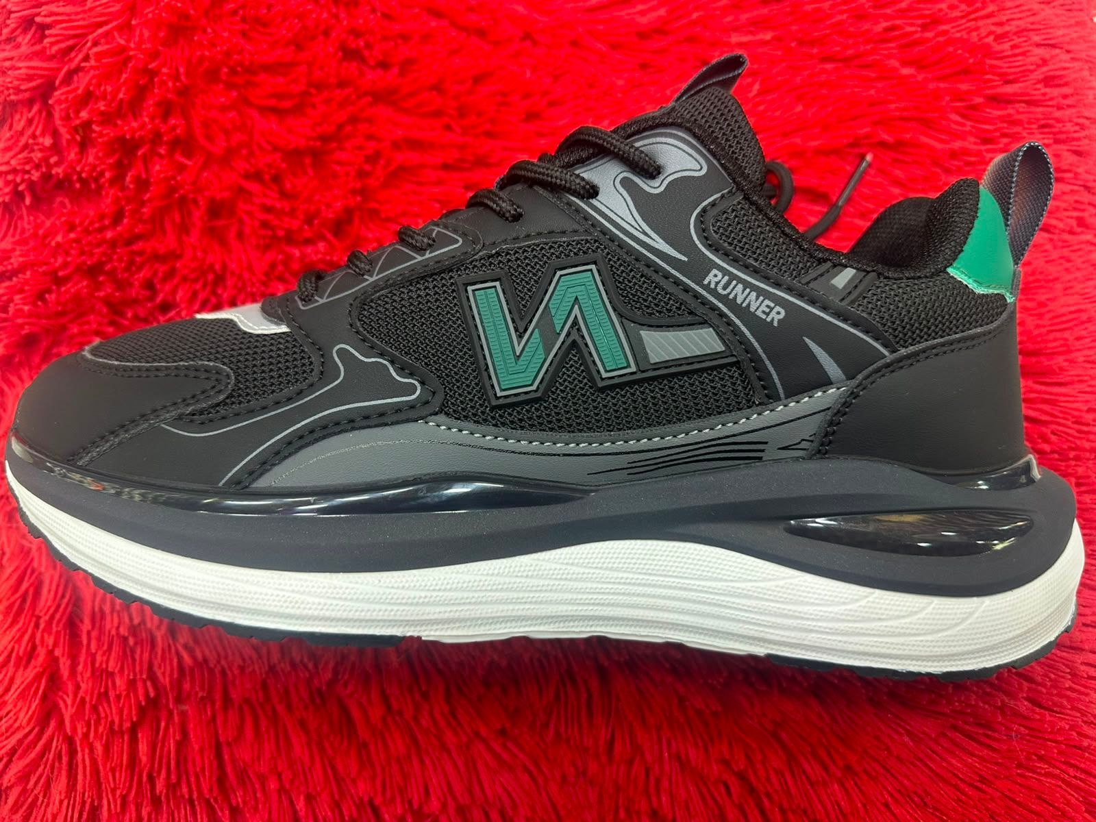 NEW BALANCE SUELA SUSPENSION