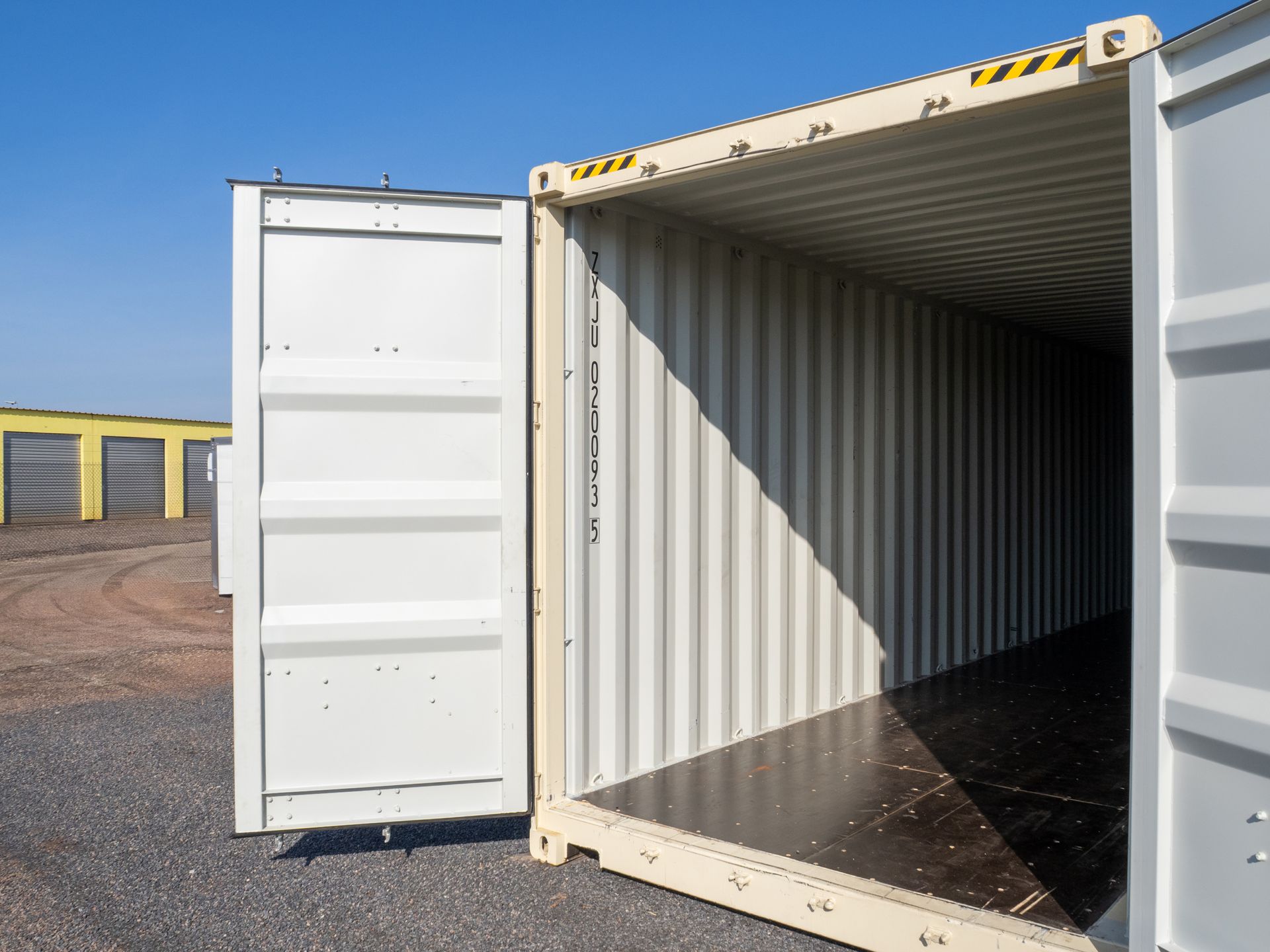 L20' Mini Container – Aluminum Winch Door, No Windows