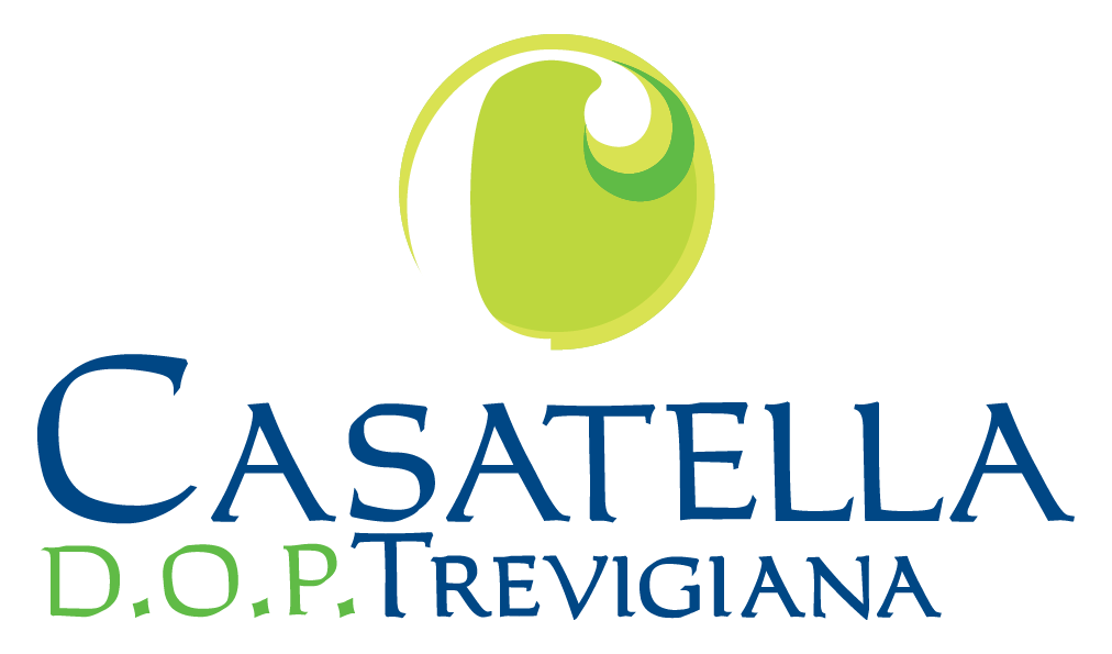 Logo per Casatella DOP Trevigiana con icona ovale verde e testo blu su sfondo bianco.