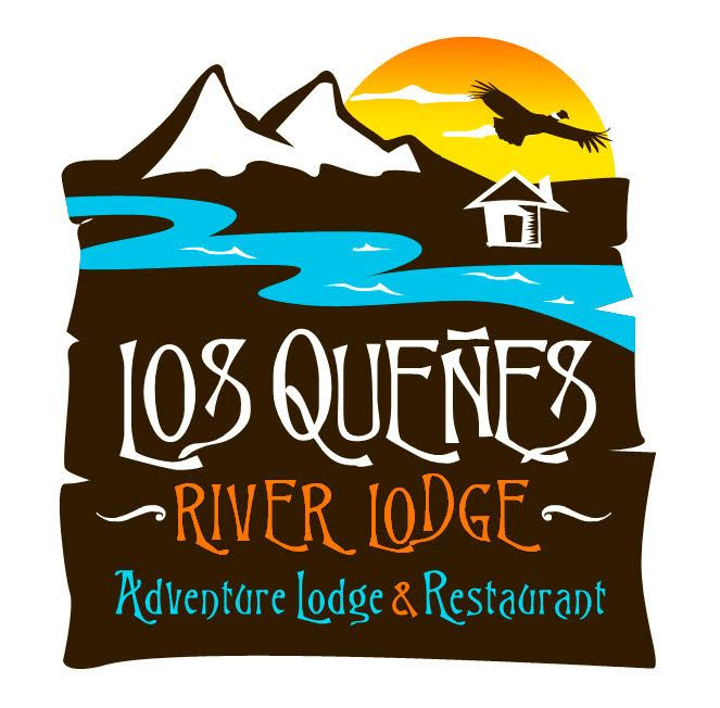 Logotipo de 108 Queñes River Lodge, con montañas, río, sol, cabaña y pájaro volando en tonos marrones, azules y naranjas.
