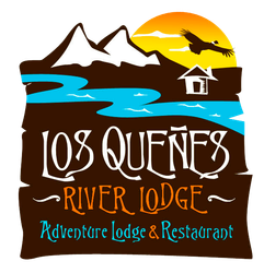 Logotipo de Los Quenes River Lodge con montañas, río, cabaña, pájaro y puesta de sol en tonos marrones, azules y naranjas.
