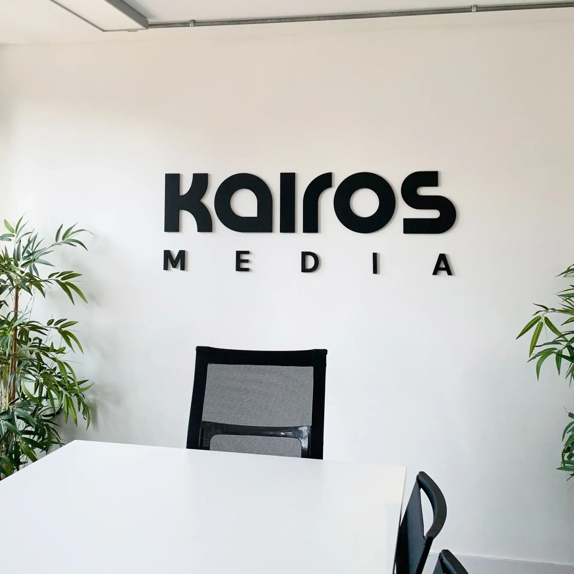 3D Acrylic Logo Wall Sign Standard Colours