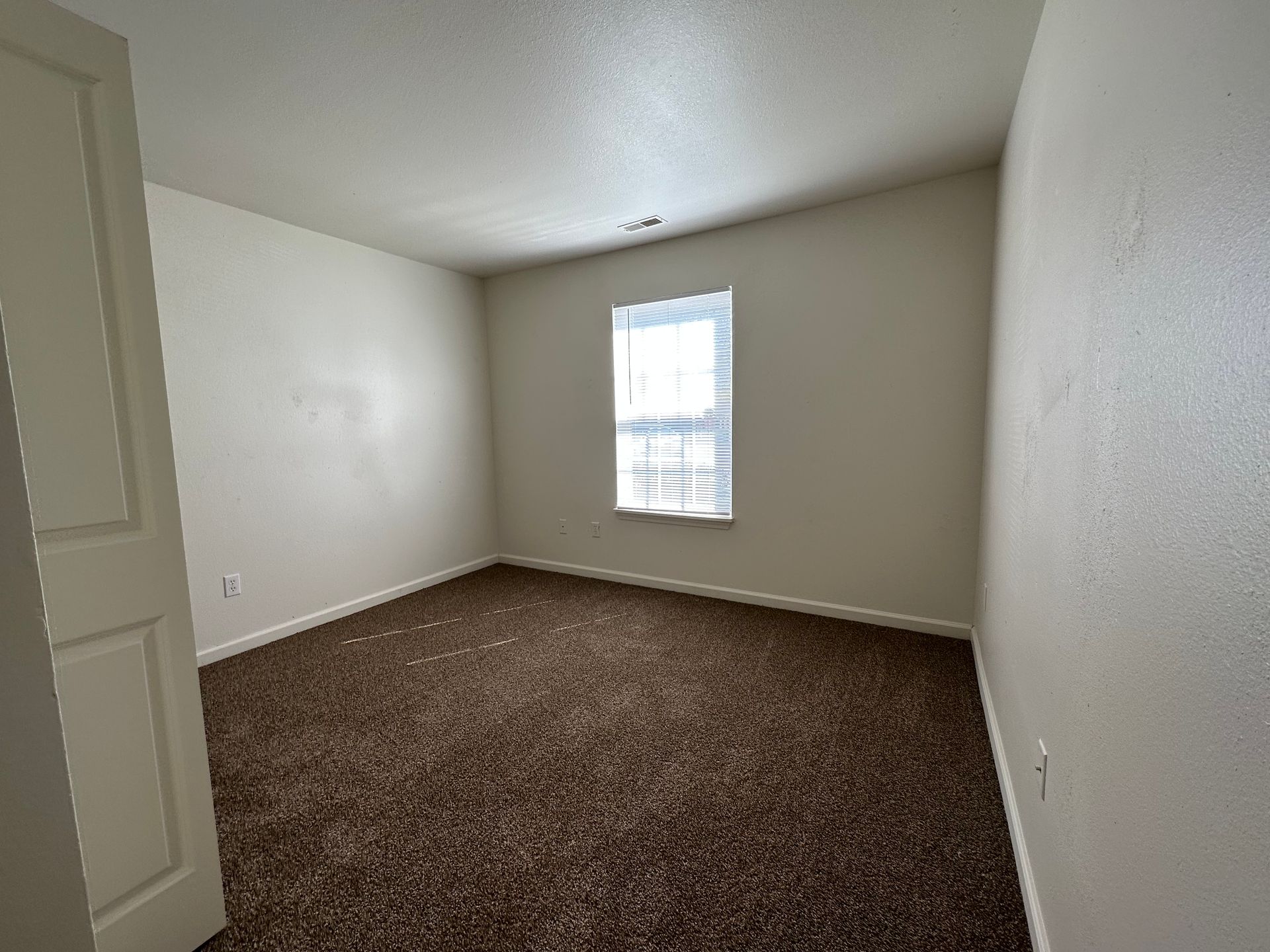 Stratford Place Apartment for Rent in Indianapolis, IN