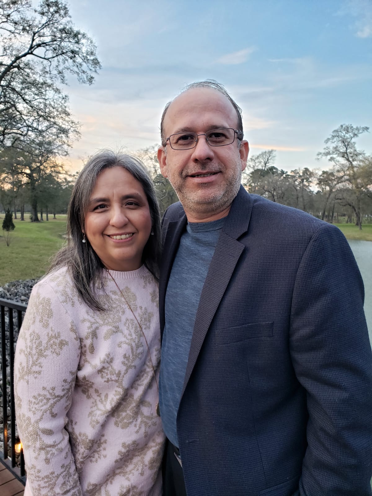 Pastores Donald & Olivia Paredes