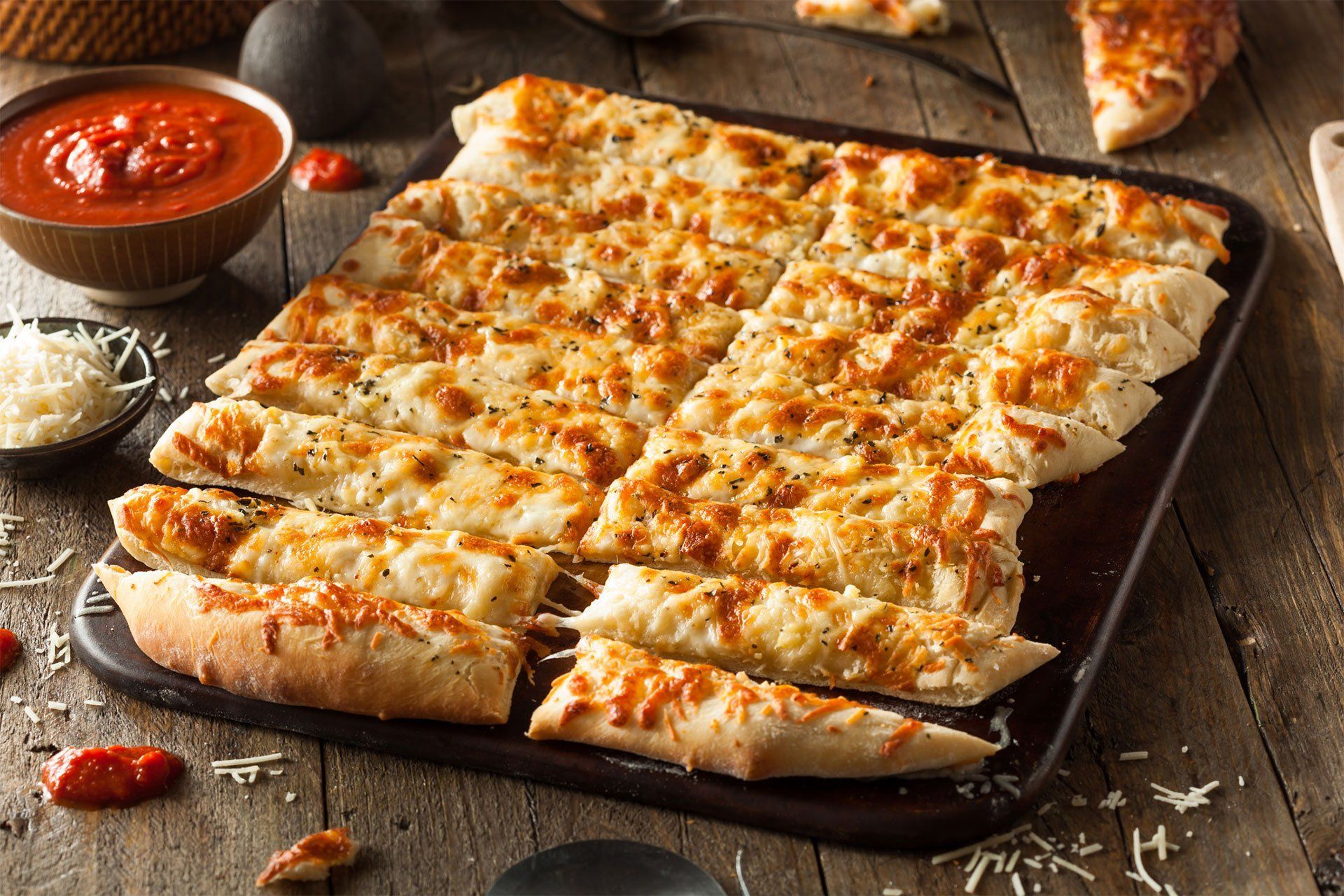 Specialty Pizza | Calzones | Catering | Niagara Falls, NY