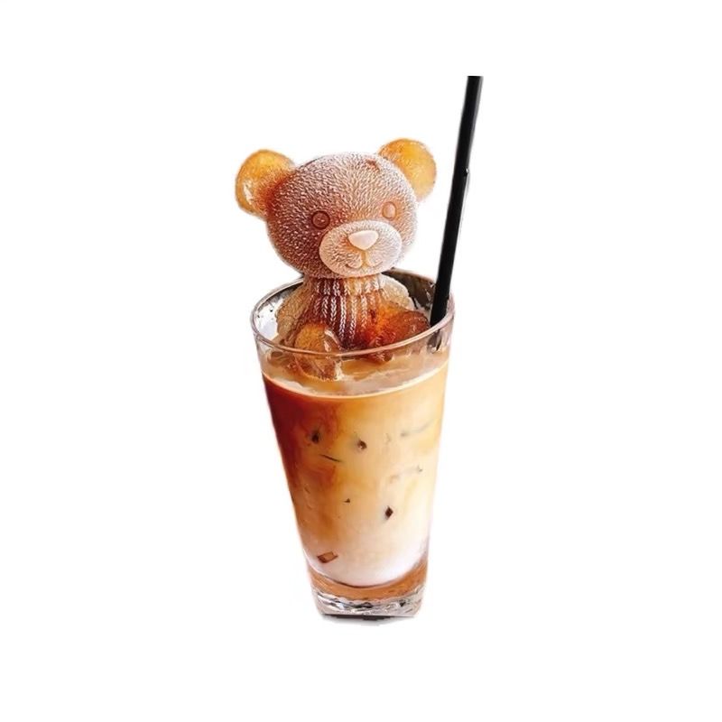 小熊冰塊模 3入 酒吧 飲料 老冰 制冰模具 家用 制冰盒 冰塊盒 Bear-shaped ice cube mold, 3-pack, for bars, beverages, and making ice cubes. Suitable for home use.