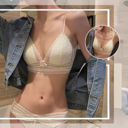 含內褲跟內衣 一整套 超好看 法式 U背 浪漫 內衣 新款 蕾絲 女士 大胸 顯瘦 性感 聚攏 無鋼圈 Includes panties and bra a complete set super beautiful French style U-back romantic new lace lingerie women's for large busts slimming sexy push-up wire-free