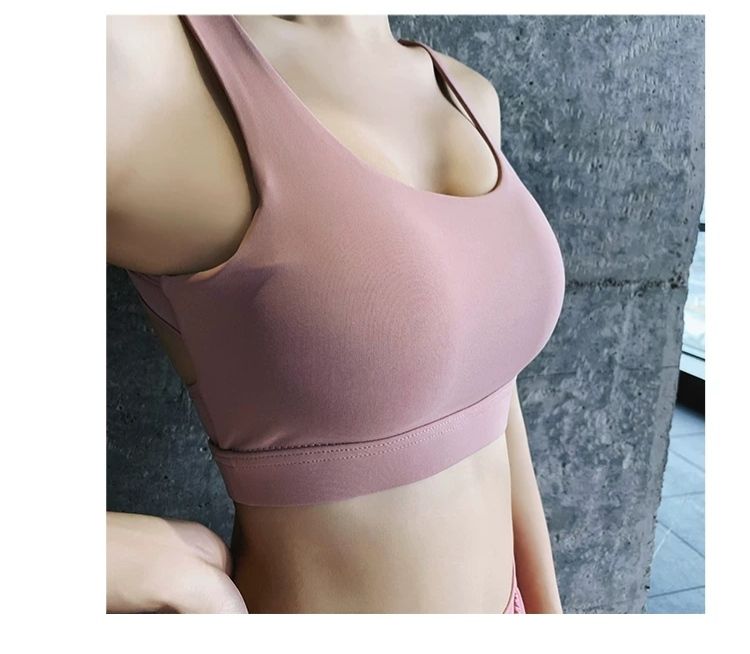 瑜珈服 運動套裝 女生 薄款 跑步衣 舒適 健身房 夏季  內衣  運動內衣 健身房 Yoga wear workout set women's lightweight running clothes comfortable gym summer underwear sports bra gym.