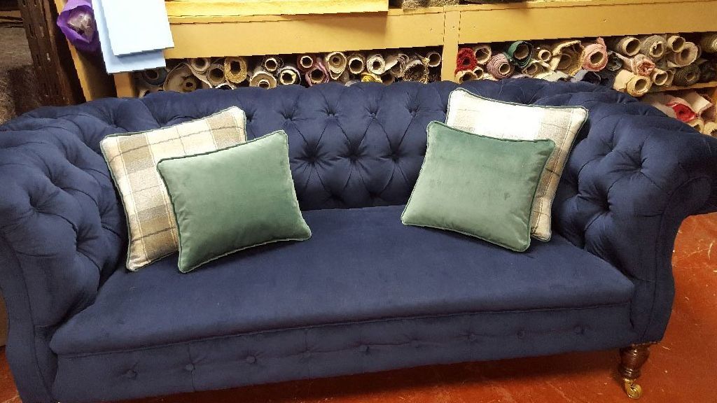 navy deep buttoned velvet Sofa after