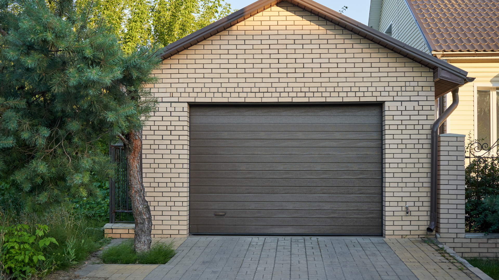 garage doors options