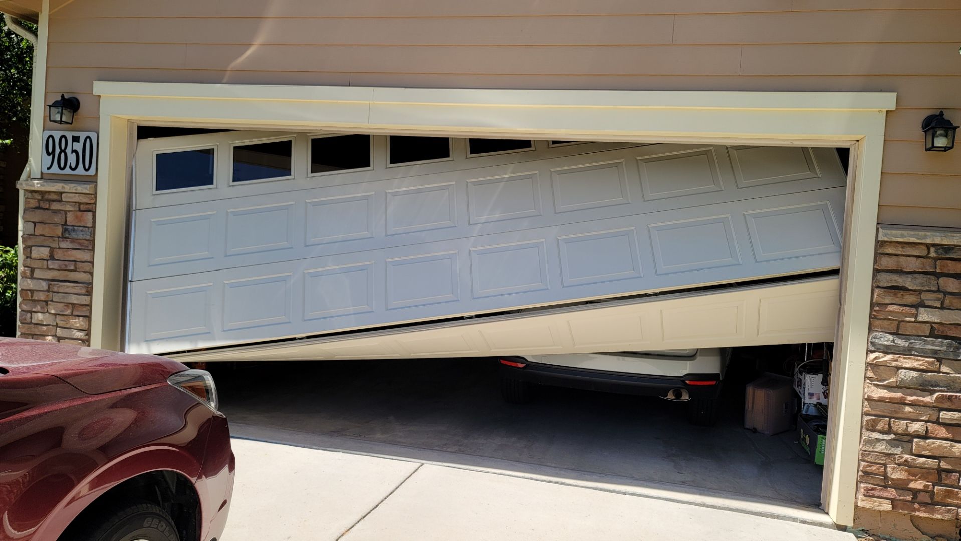 Emergency Garage Door Service in Aurora Colorado