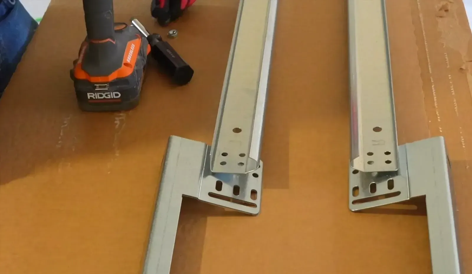 garage doors track and cable