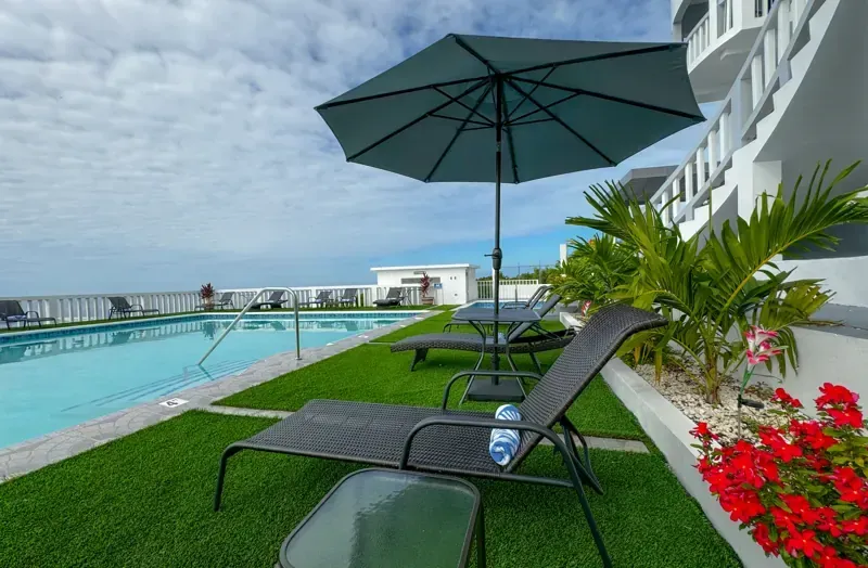 Pool and sea views