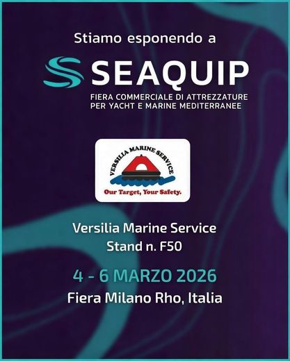 Manifesto fieristico SEAQUIP con i loghi dei servizi marittimi, sfondo viola, Milano Rho, Italia, 4-6 marzo 2026