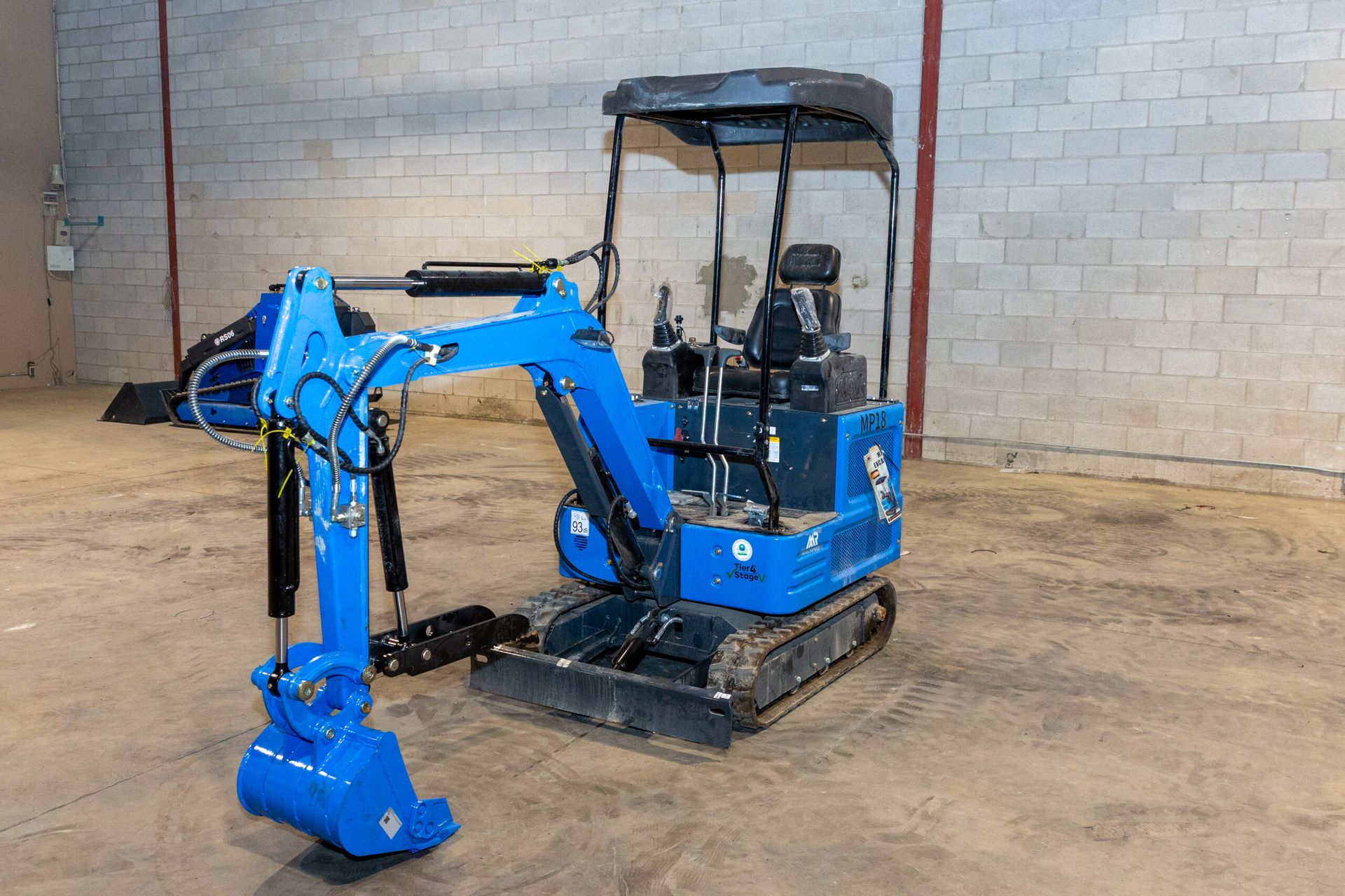 Dig Master DM200 | 1.8 Ton Mini Excavator with Kubota Diesel for