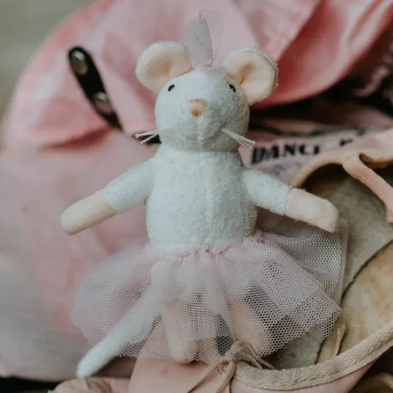 Ella Knuffelmuis