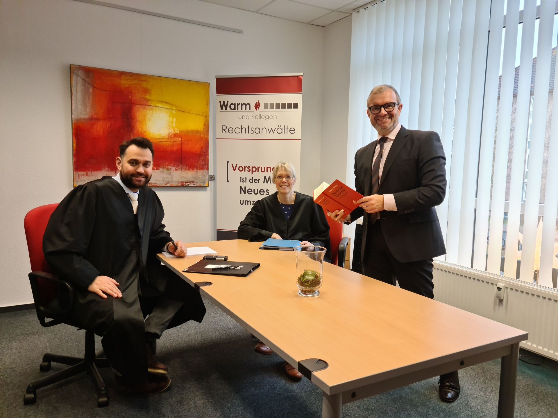 RA Can Kaya, RAin Judith Spilker, RA Martin J. Warm | Rechtsanwalt | Fachanwalt | Warm & Kollegen Rechtsanwälte | Paderborn