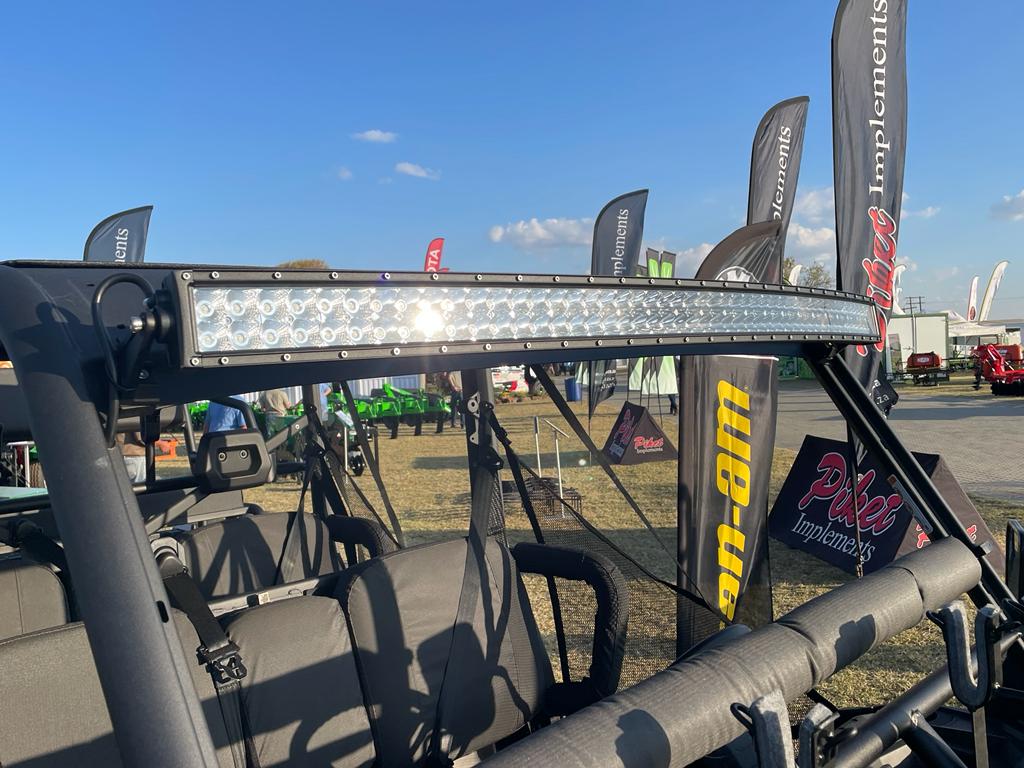 Can-Am Front bumper MTXCAD1001