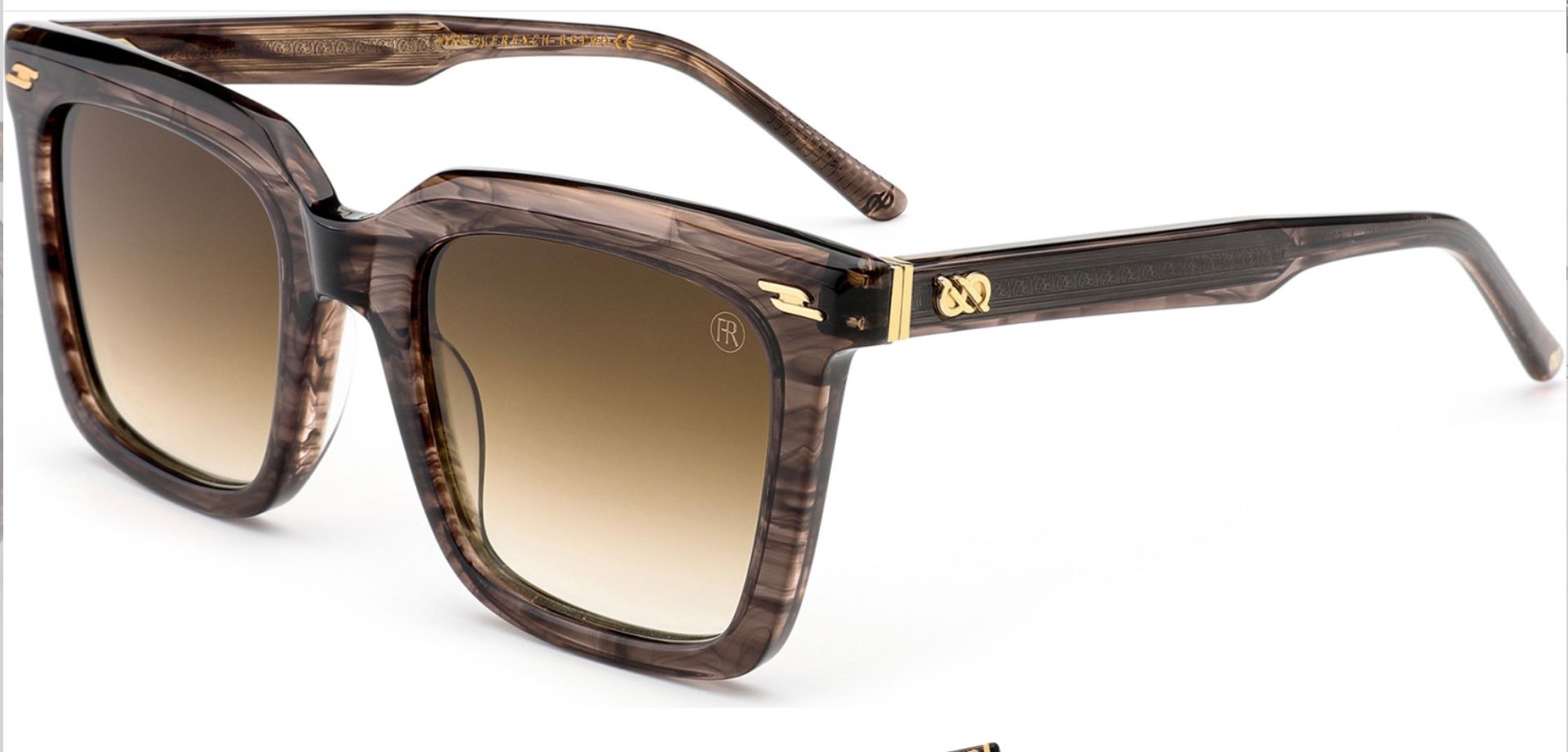 Une paire de lunettes de soleil carrées avec des verres marron sur fond blanc.